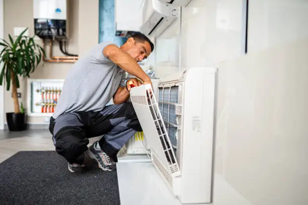 Emergency air duct service